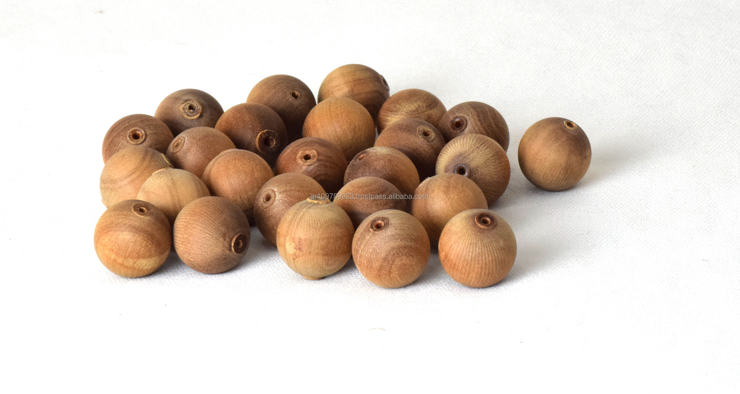 สีน้ำตาลธรรมชาติ