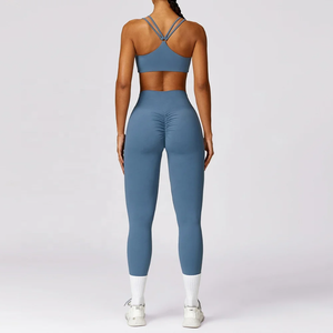 Nouveautés 2024 Ensemble de sport 2 pièces uni personnalisé pour fitness et yoga, taille mi-haute, sans couture, séchage rapide, pour la gym et l'entraînement - Product Image 3