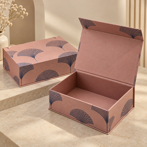 Caja Magnética Personalizada Estilo Libro con Diseño de Rosas Azul Marino para Kit de Lanzamiento de Cosméticos - Product Image 5