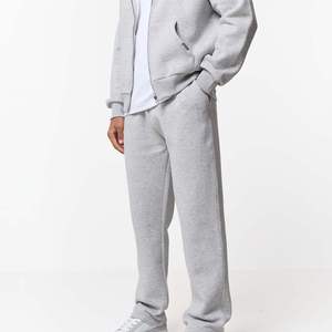 ชุดเซ็ทลำลองผู้ชายแบบมีฮู้ด พิมพ์ลายดิจิตอล ระบายอากาศได้ดี ผลิตจากผ้าโพลีเอสเตอร์/คอตตอนเทอร์รี่ รับดรอปชิป สั่งซื้อจำนวนมากได้ 2 ชิ้น - Product Image 3