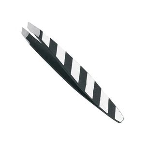 Mini pince à sourcils à pointe inclinée imprimée de logo personnalisé - Product Image 2