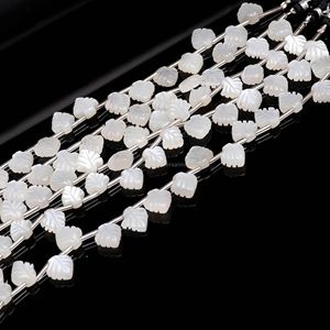Perles de pierre de lune blanche naturelle en forme de feuille, perles de pierre de lune sculptées à la main, fabrication de bijoux, perles de pierre de lune naturelle 10-11 mm, 8 pouces - Product Image 1