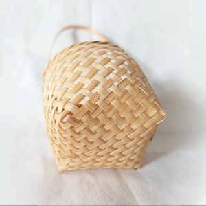 Panier miniature en bambou fait main, panier cadeau tissé thaïlandais, panier de rangement écologique, fournisseur OEM Vietnam - Product Image 1