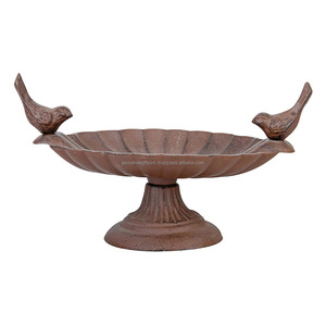 Bain d'oiseau de comptoir en fonte avec finition de peinture en aérosol marron Forme ovale en relief et conception à deux oiseaux pour le nettoyage - Product Image 1