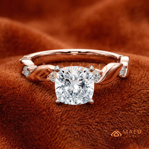 Bague en or rose 18 carats plaqué or avec diamant taille coussin – Solitaire délicat feuille et bourgeon pour anniversaire - Product Image 1