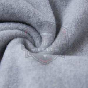 Survêtements décontractés à capuche pour adultes, en coton et polyester, motif uni, écologiques, respirants, en polaire, de haute qualité, fabriqués au Pakistan - Product Image 5
