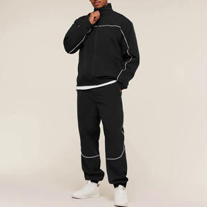 Fabricante de Conjuntos de Chaquetas Cortavientos Personalizadas Premium, Chaqueta y Pantalones Ligeros Resistentes al Viento, Suministro al por Mayor con MOQ - Product Image 1