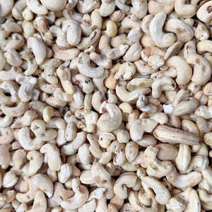 Best Price <b>Nuts</b> <b>Kernels</b> Cashew <b>Kernel</b> SANTIGO Cashew <b>Nuts</b> SK Private Label Packaging - Product Image 1