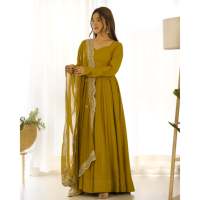 Robe Anarkali de mariage blanche modeste NKB avec dupatta et pallu, taille XS, magnifique robe pour les fêtes et les occasions spéciales