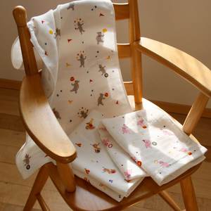 Toalla de gasa estampada de Japón, Toalla de baño de 100% algodón, diseño de abeja, suave, baja cantidad mínima - Product Image 2