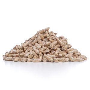 Biomasse de bois de pin à faible humidité et haute efficacité pour la production de vapeur industrielle, les réseaux de chauffage collectif et les projets d'énergies renouvelables - Product Image 1