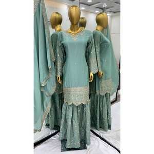 Robe de soirée de travail à broderie lourde Top-Plazzo et Dupatta pour fête - Product Image 1