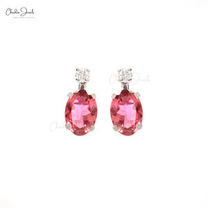 Boucles d'oreilles clous ovales en tourmaline rose naturelle 7x5mm, or blanc 14 carats avec accent de diamant, délicates, à deux pierres, pour mariée, pierre de naissance d'octobre - Product Image 1
