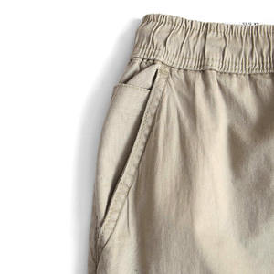 กางเกงจ็อกเกอร์ลำลองผู้ชายคุณภาพสูงขายส่ง ทรงเข้ารูป สีกากี ผ้าทวิล ผสมคอตตอนและสแปนเด็กซ์ เอวยางยืด กางเกงคาร์โก้ผู้ชาย - Product Image 3