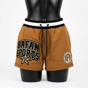 Shorts Deportivos para Mujer, 280 GSM, Algodón y Poliéster, Felpa Marrón, con Parche Bordado y Logotipo Personalizado - Product Image 1