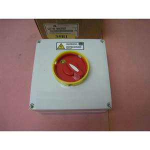 Aislador AMAT 1270-90252 de 2 Polos y 32A - Equipo y Piezas de Semiconductores de Confianza de Marca Global - Product Image 1