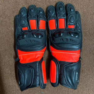 Gants de moto pour homme OEM 100% haute qualité, en cuir synthétique avec fibre de carbone/TPU et grip en silicone pour usage quotidien - Product Image 3