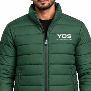 Blouson matelassé pour homme avec empiècements, fermeture éclair intégrale, col montant, poches latérales rembourrées, couche chaude, coupe moderne, confortable pour l'extérieur - Product Image 5