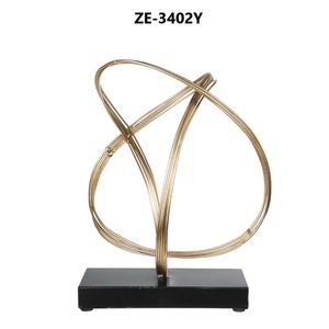 Escultura Metálica Moderna Chapada en Oro, Arte Geométrico Abstracto, Decoración de Mesa, Adorno para Sala de Estar, Diseño Artístico Hecho a Mano - Product Image 2