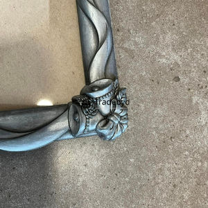 Elegante Marco de Fotos Metálico, Adorno Decorativo de Lujo de Tradebyd - Product Image 6