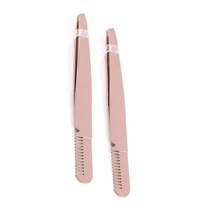 Pince à épiler de luxe en acier inoxydable à pointe fine pour le soin des sourcils, avec poignée confortable, outil de beauté artisanal OEM - Product Image 2