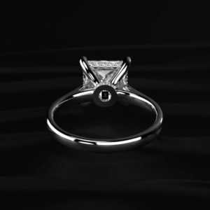 Anillo de diamante solitario princesa cultivado en laboratorio con doble halo oculto, corte catedral, certificado IGI, de color D a F, 3.00 ct central, 0.20 ct laterales, TW 3.20 - Product Image 4