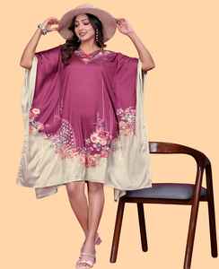 Robe kaftan courte pour femme – Bleu pastel avec imprimé floral abstrait coloré, coupe ample, style tunique. - Product Image 3