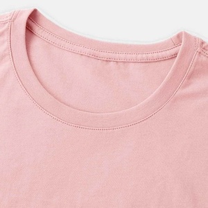 Camiseta de Manga Corta Rosa para Hombre, Corte Regular, Cuello Redondo, Estilo Casual, 100% Algodón Jersey, Color Sólido, Diseño Liso - Product Image 2