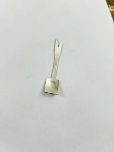 Cuillère doseuse en or avec manche long et motif gaufré pour la résine de Shilajit - Product Image 2
