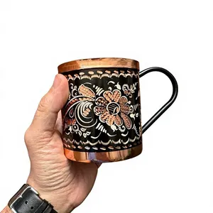 Taza de Cobre Premium con Grabado Floral Rojo, Taza de Café Decorativa Hecha a Mano, Taza de Té de Cobre Pintada Artesanal, Taza de Cobre de Lujo para Bebidas - Product Image 2