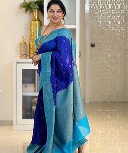 Sari de Seda Azul con Borde Azul, Prenda Tradicional para Mujer, Largo hasta el Suelo, Sin Arrugas, Estilo Regular de India y Pakistán 85169 TWT 1095 - Product Image 2