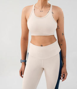 Ensembles de sport 2 pièces personnalisés grande taille pour femmes : Soutien-gorge de sport et legging taille haute pour yoga, gym et fitness - Product Image 3
