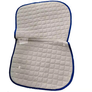 Almohadilla de Montar a Caballo Personalizada de Tela Satén con Forro de Polialgodón de Excelente Calidad - Product Image 2