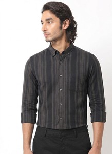 เสื้อเชิ้ตผ้าฝ้าย 100% ลายทางสไตล์คลาสสิค ใส่สบาย ระบายอากาศดี เหมาะสำหรับฤดูร้อน แบบติดกระดุม ODM - Product Image 3