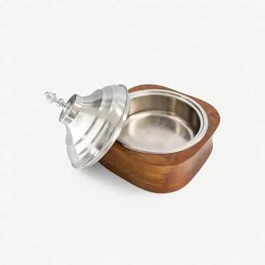 Boîte à gratin en bois artisanale avec couvercle en métal, bol isotherme écologique pour le pain et les aliments, service de table artisanal - Product Image 5