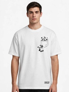ONETEN APPAREL เสื้อยืดคอกลมแขนสั้นผู้ชายลายการ์ตูนแพนด้าสีขาว - Product Image 4