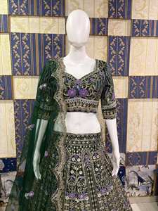 Venta caliente diseñador indio Lehenga con Dupatta, seda satinada con bordado ropa de fiesta de trabajo traje de Bollywood al por mayor Choli - Product Image 4