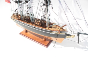 CUTTY SARK Barcos Náuticos de Madera Pintados a Mano, Decoración para el Hogar, Regalos Originales, Vietnam - Product Image 6