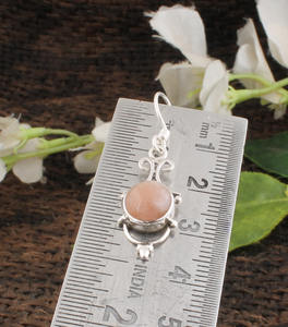 Boucles d'oreilles pendantes en pierre de lune pêche naturelle, argent sterling 925, bijoux de fête, fabricant en gros - Product Image 4