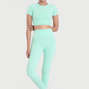 Leggings Deportivos para Mujer, Estilo Simple, con Logotipo Personalizado, Sin Costuras, Venta al Por Mayor, Hechos en Pakistán - Product Image 4