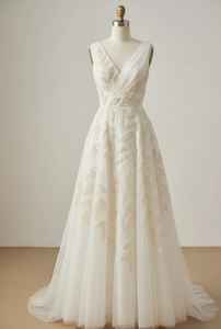 Robes de mariée de luxe en tulle brodé à col en V, coupe trapèze, vente en gros, fournisseur en vrac, fabricant - Product Image 3