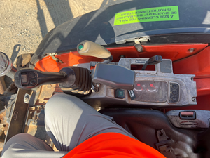 Miniexcavadora Versátil KX71-3S4R1 Modelo 2019 para Jardinería, Construcción y Trabajos en Sitio - Product Image 2