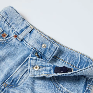 Short en jean tissé pour garçons, brodé, uni, respirant, taille mi-haute élastique, poches plaquées, décontracté, léger, confortable, personnalisable - Product Image 3