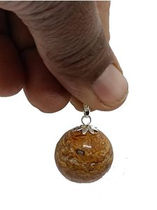 Colgante de bola de cristal natural de jaspe Mariyam grabado, de moda, de Gujarat - para el Día de la Madre y negocios - Product Image 5