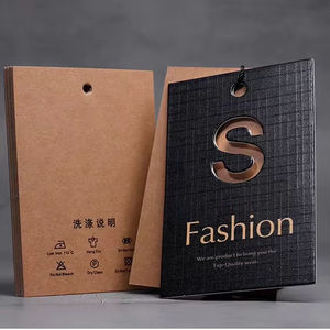 ป้ายแขวนเสื้อผ้าแบบพับได้พรีเมียมสั่งทำพิเศษ พร้อมพิมพ์โลโก้ สำหรับเสื้อผ้าสตรี ป้ายเสื้อผ้าหรูหรา โดย Boxit.pk - Product Image 3