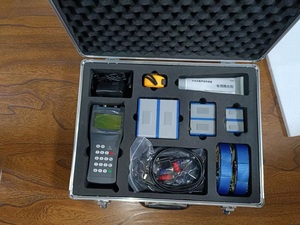 OEM Handheld Flowmeter voor zuivere vloeistoffen, M1 Water <span class=keywords><strong>Doppler</strong></span> Online Vaste Klem-op Ultrasone Flowmeter - Product Image 3