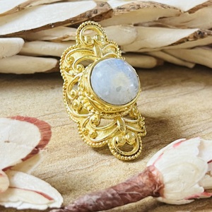 Bagues tendance en pierre de lune, bague tribale en laiton pour femme, plaquée or 18 carats, filigrane vintage, bague ethnique statement pour la vente en gros/OEM/ODM - Product Image 5