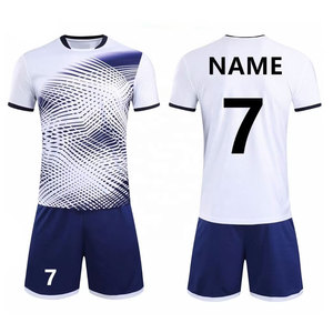 Ensemble de maillots de football personnalisés avec logo rétro imprimé, couleur personnalisable, uniforme d'entraînement de football pour jeunes, maillot de football à séchage rapide - Product Image 1