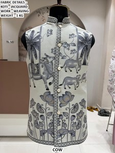 รอยัล นัวร์ ซาเฟด โคติ แจ็คการ์ด เสื้อคุร์ตาผู้ชายแบบดั้งเดิม แห้งเร็ว ใส่ได้ทุกฤดู ทรงปกติ เหมาะสำหรับงานปาร์ตี้ - Product Image 2