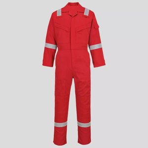 ชุดคลุมทำงานป้องกันอันตราย TAGCO SAFETY สีแดงสะท้อนแสง ผลิตจากผ้า Nomex พร้อมแถบสะท้อนแสงสำหรับใช้งานในอุตสาหกรรม - Product Image 1
